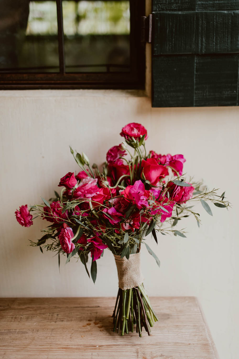 Fabulous Fuchsia Fiesta Decor